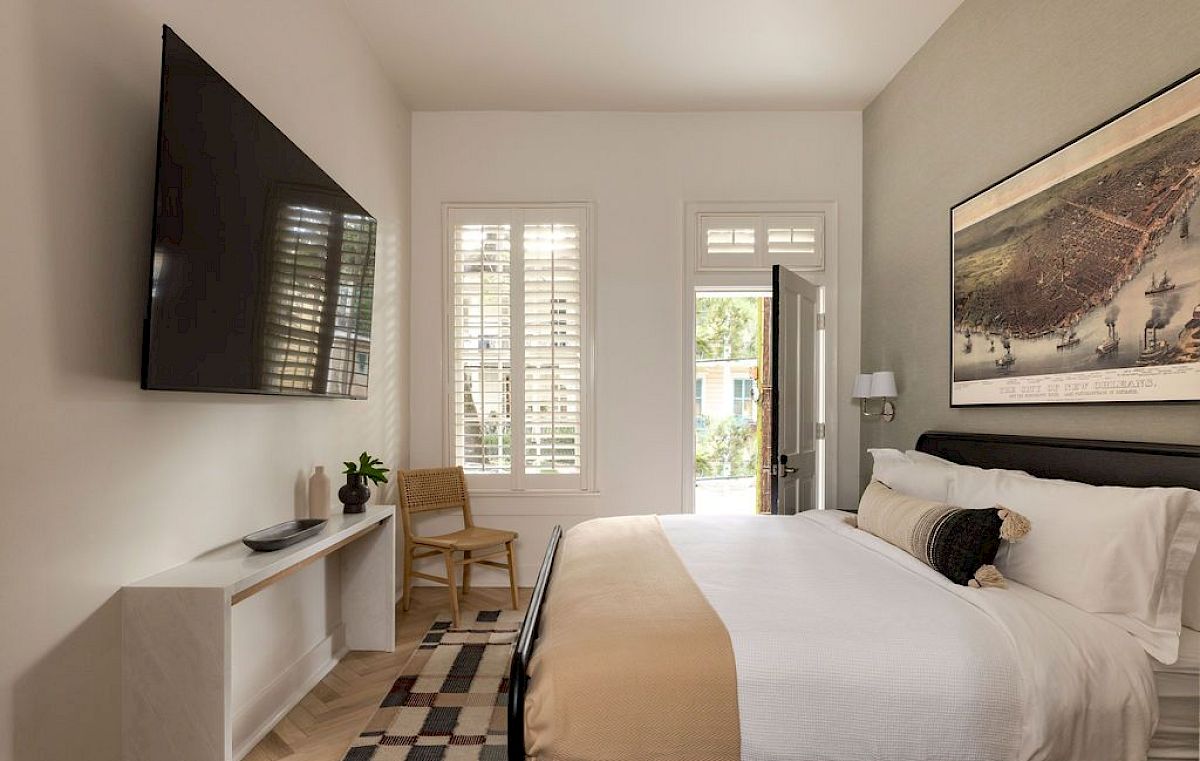 The Garden District Hotel in a prime location